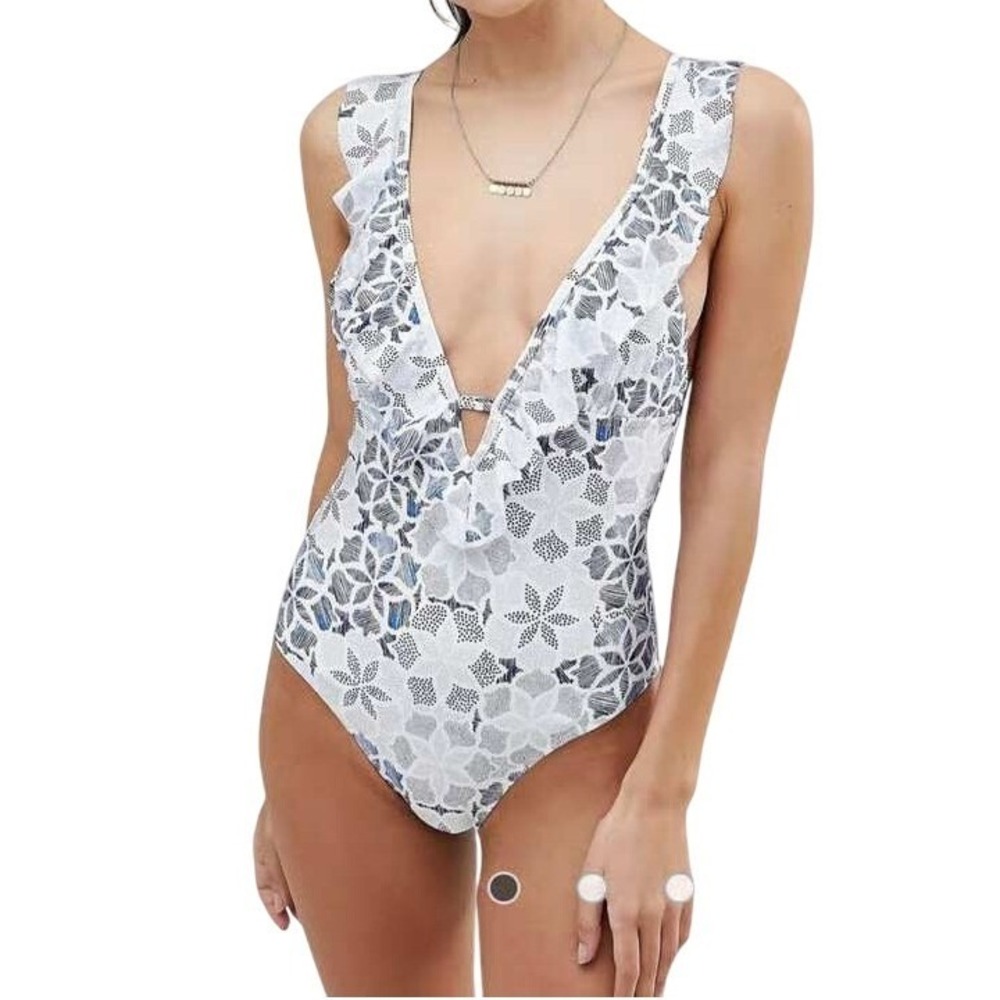Somedays Lovin Blue White‎ Ruffle One-Piece Swimsuit M